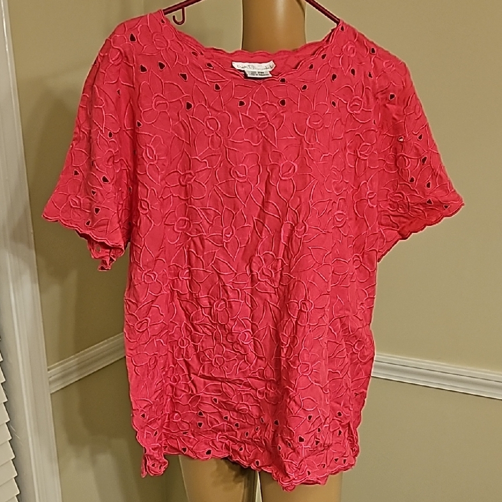 Women's Pink Lace Top